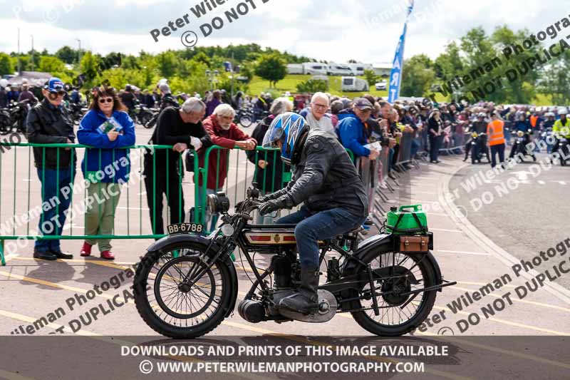 Vintage motorcycle club;eventdigitalimages;no limits trackdays;peter wileman photography;vintage motocycles;vmcc banbury run photographs